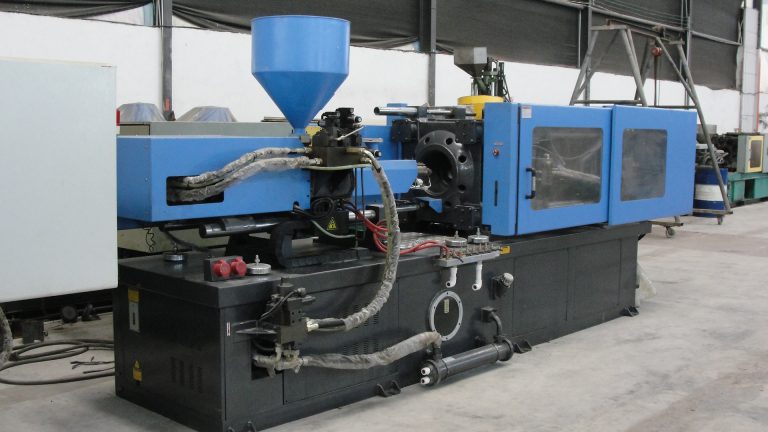 Injection Molding Machines Types Costs How To Choose The Best Machine For Plastic Injection 4953